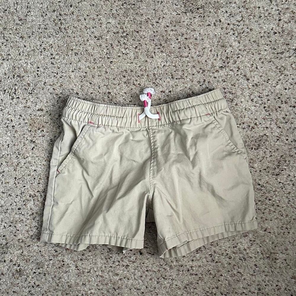 Cat & Jack Tan and Cream Little Girls Shorts